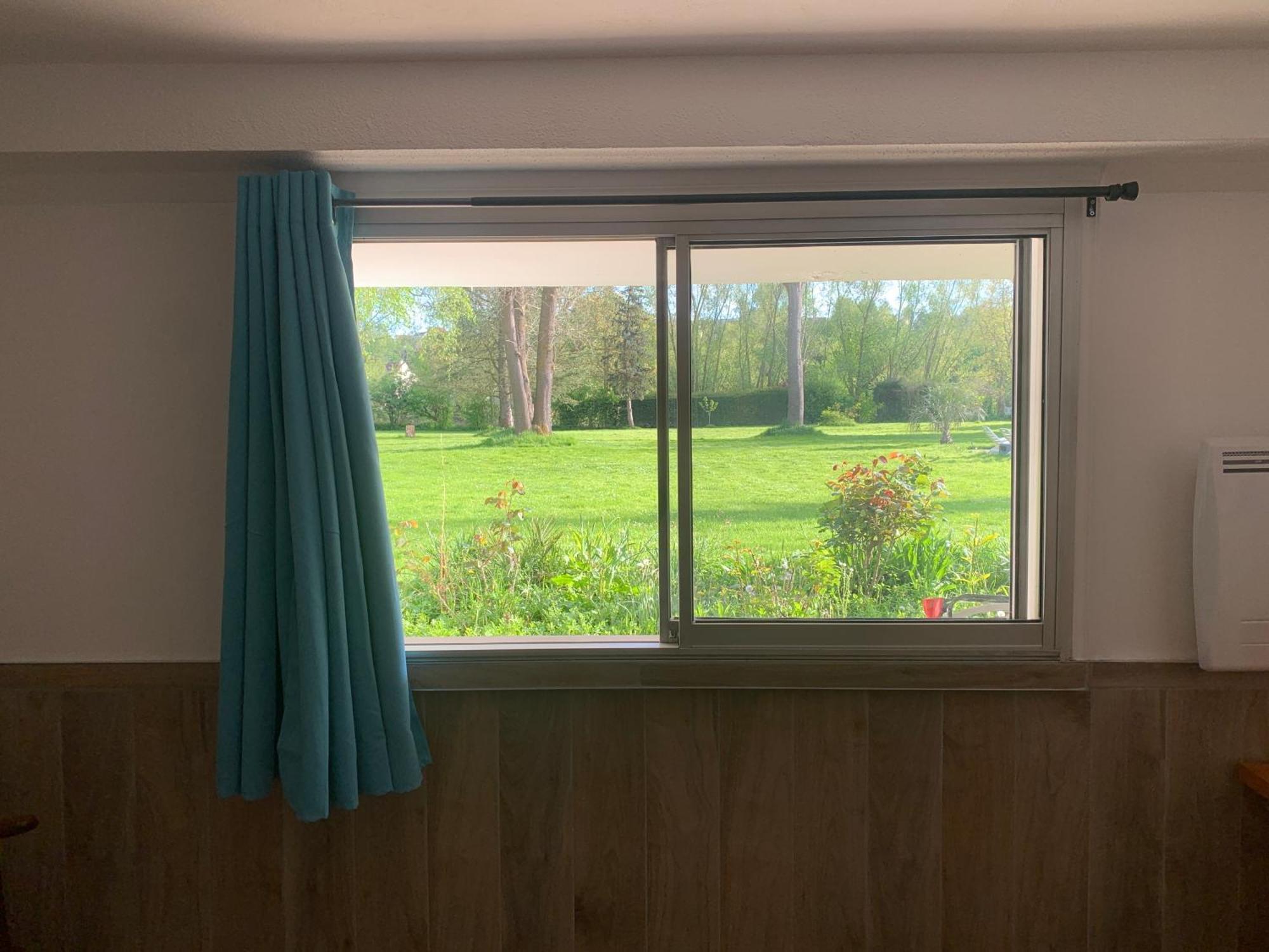 Appartement Familial Au Bord De La Marne, Jardin 8000M2, Piscine, Court De Tennis, Terrasse, Parking Gratuit Proche Disneyland Isles-lès-Villenoy Eksteriør bilde