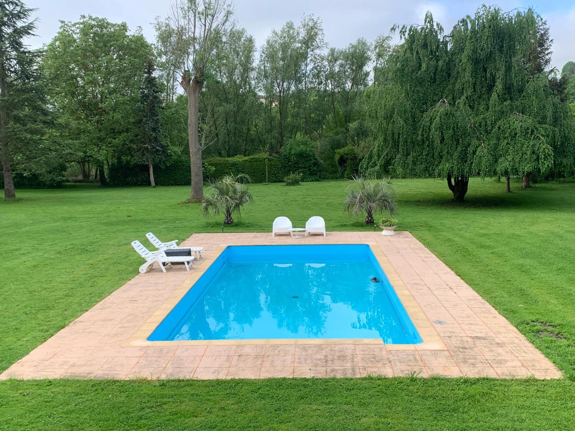 Appartement Familial Au Bord De La Marne, Jardin 8000M2, Piscine, Court De Tennis, Terrasse, Parking Gratuit Proche Disneyland Isles-lès-Villenoy Eksteriør bilde